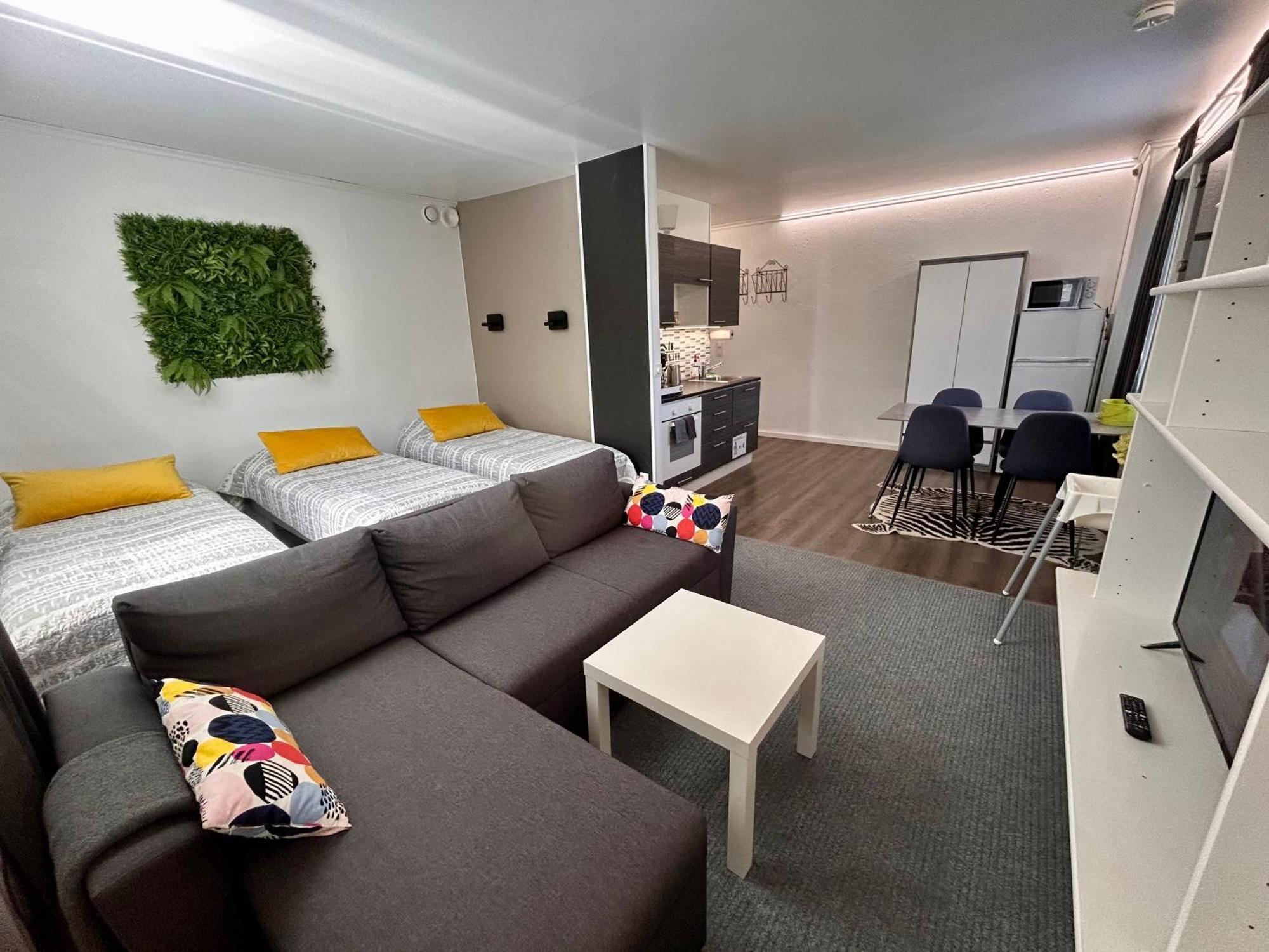 Chillout Studio Apartment Lahtis Exteriör bild